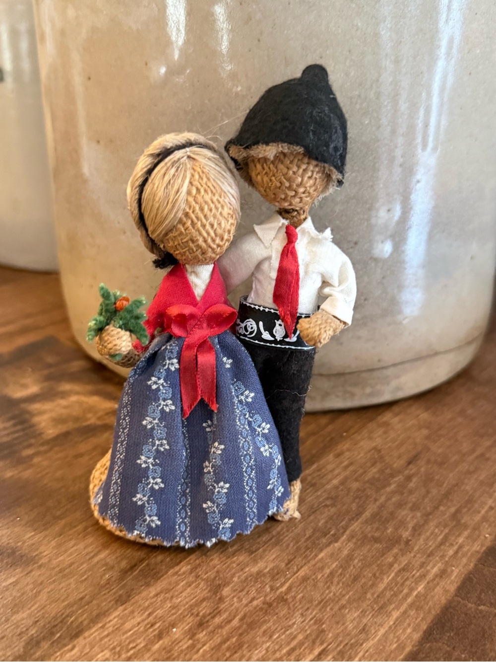 Vintage 1980s Austrian Morly burlap folk art doll couples decor.